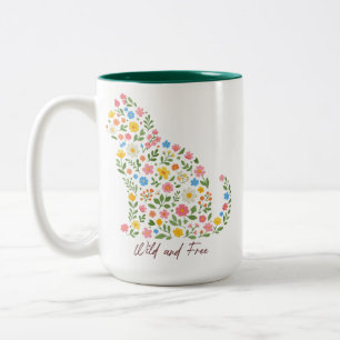 Wilde und freie Boho-Floral-Wildblumen-Natur-Zitat Zweifarbige Tasse