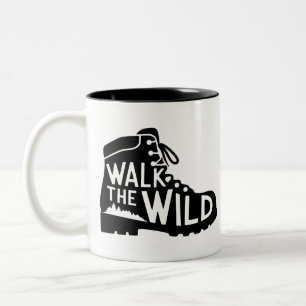 Wilde Wanderung Wanderschuh Grafikdesign Zweifarbige Tasse