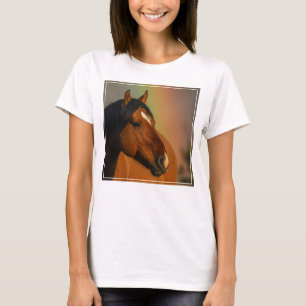 Wilder Hengst, Goldenes Licht und Regenbogen T-Shirt