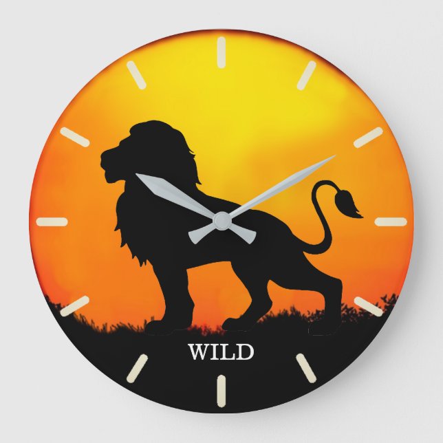 Wilder Löwe und Sonnenaufgang auf einem Dschungel Große Wanduhr (Vorderseite)