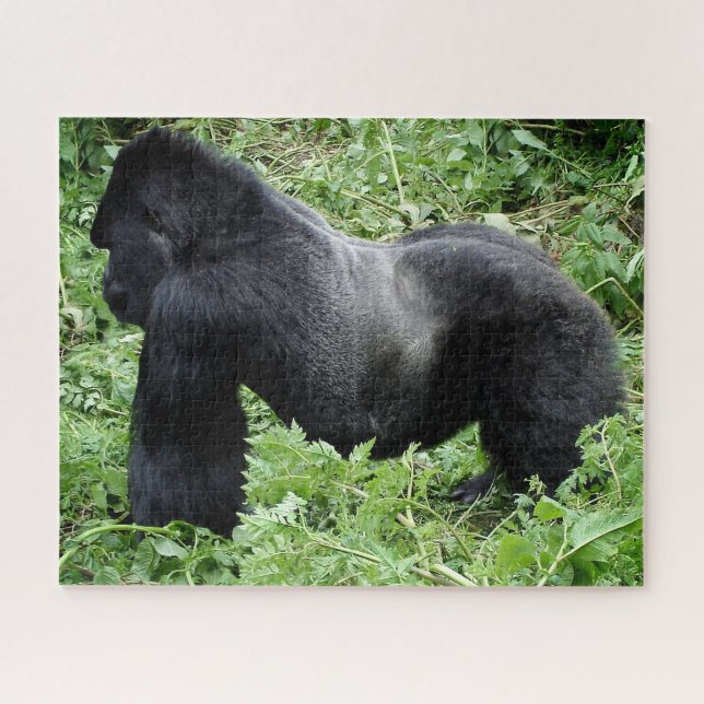 Wilder Silverback-Gorilla von der Seite Puzzle (Horizontal)