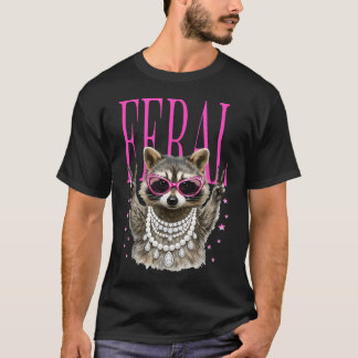 Wilder Waschbär mit rosa Brille und Perle T-Shirt