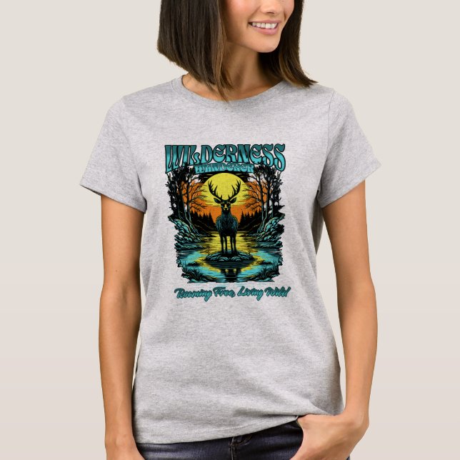 Wilderness Wanderer Deer im Wald T-Shirt (Vorderseite)
