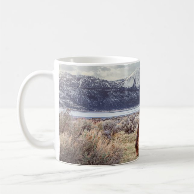 Wildes Pferd: Nevada Winterlandschaft. Kaffeetasse (Links)