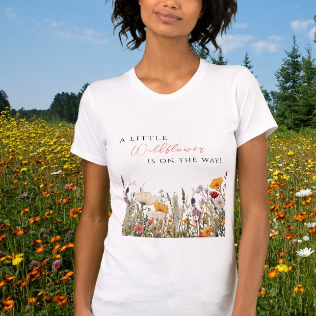Wildflower Bloom Little Wildflower Baby Shower T-Shirt (Von Creator hochgeladen)