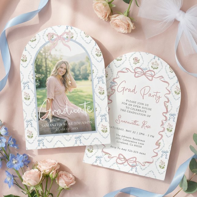 Wildflower Pink Bow Graduation Einladung (Von Creator hochgeladen)