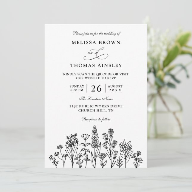 Wildflowers Elegant Modern Budget QR Code Wedding Einladung (Stehend Vorderseite)