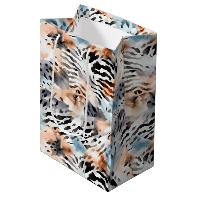 Wildlife Safari Tiere Furs Prints Patterns Mittlere Geschenktüte (Vorderseite Schrägansicht)