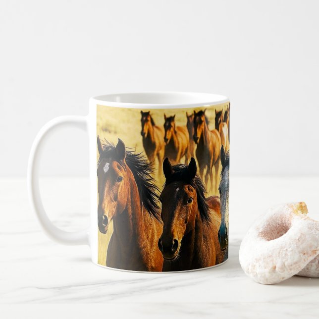 Wildpferde laufen frei kaffeetasse (Mit Donut)
