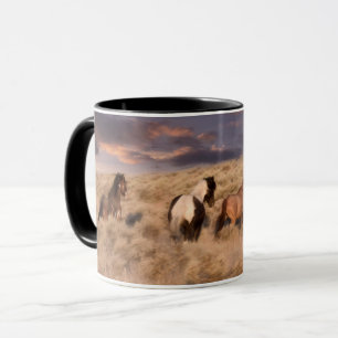 Wildpferde laufen tasse