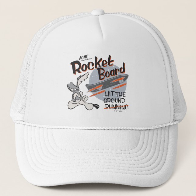 WILE E. COYOTE™ ACME Raketenskateboard Truckerkappe (Vorderseite)