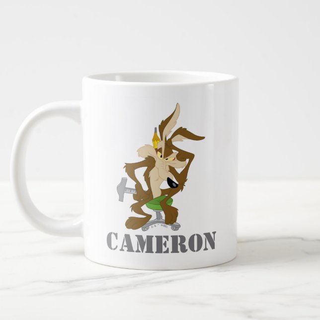 WILE E. COYOTE™ Planung Jumbo-Tasse (Links)