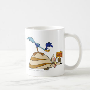 WILE E. COYOTE™ und ROAD RUNNER™ Felsbrocken Tasse