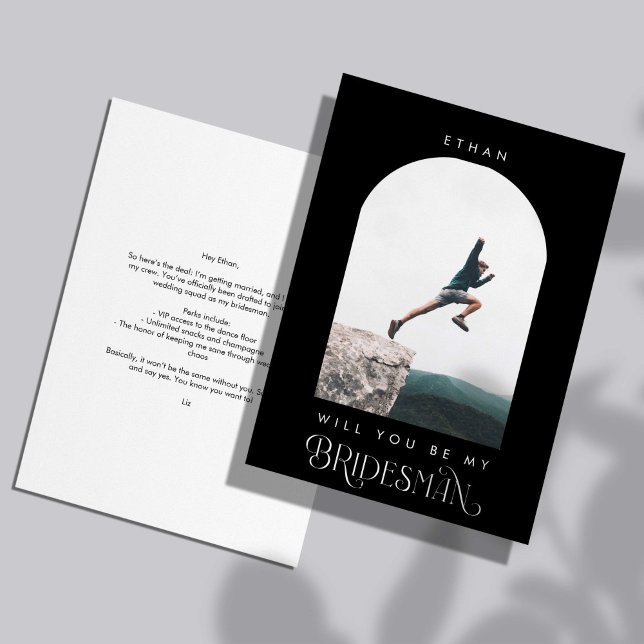 Will you be my Bridesman Minimal Photo Black Arch Einladung (Von Creator hochgeladen)