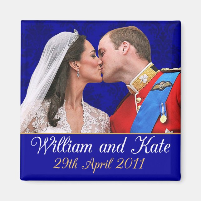 William and Kate The Royal Wedding Kiss Magnet (Vorne)