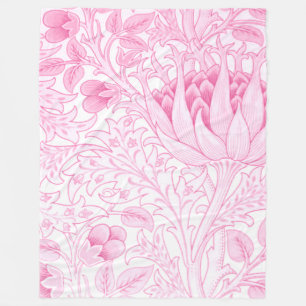 William Morris Artichoke Pale Pink Fleecedecke