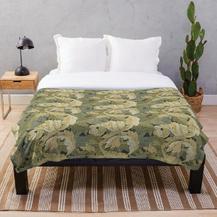 William Morris’ Blätter und Tendris Gold & Green Fleecedecke