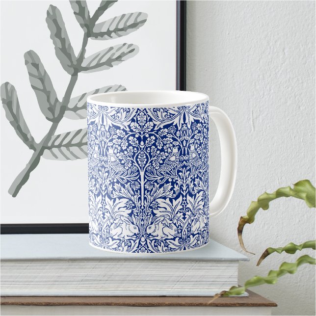 William Morris Brother Rabbit Blue Vintag Tasse (Von Creator hochgeladen)