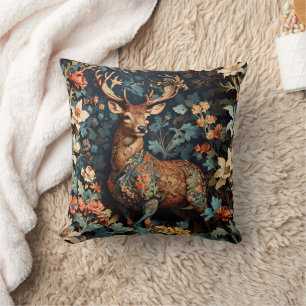 William Morris Deer Throw Pillow Kissen