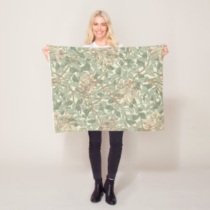 William Morris Honeysuckle Green Fleecedecke