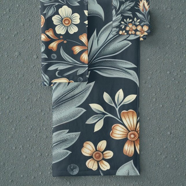 William Morris Inspired Botanical Style Pattern Badhandtuch Set (Von Creator hochgeladen)