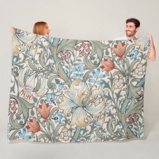 William Morris Lily Art Nouveau Floral Pattern Fir Fleecedecke