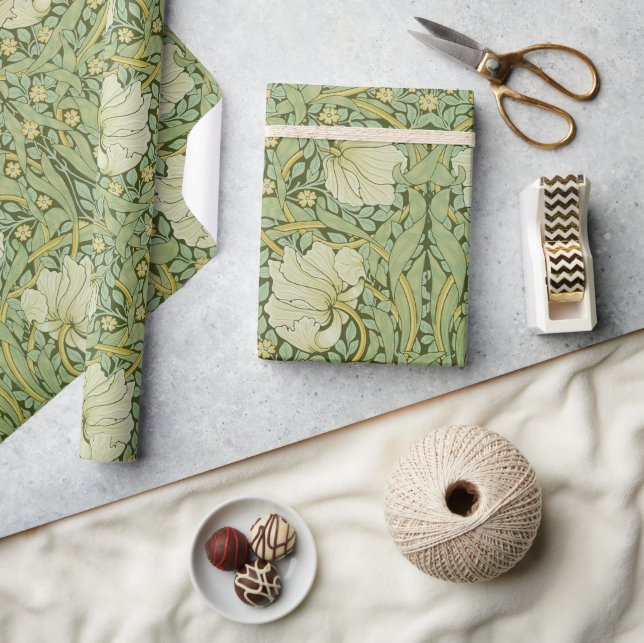 William Morris Pimpernel Floral Blue Wallpaper Geschenkpapier (Kunsthandwerk)