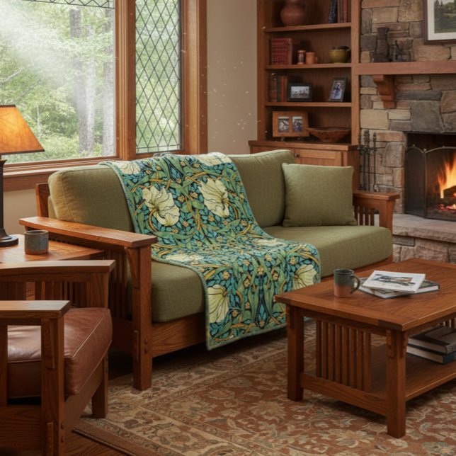 William Morris Pimpernel Mission Style Fleecedecke (Von Creator hochgeladen)