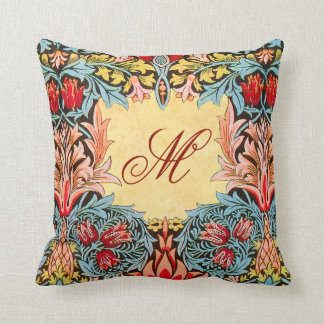 William Morris Pre-Raphaelite Throw Pillow Kissen