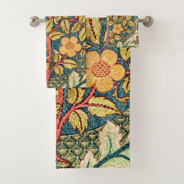 William Morris Rose Wreath Badhandtuch Set (Insitu)