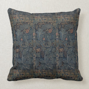 William Morris Vintag Acanthus and Vine Kissen