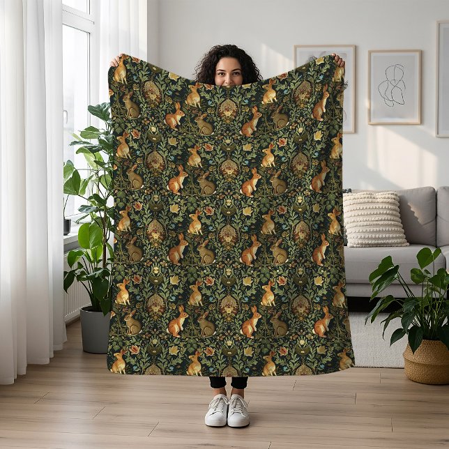 William Morris Wald Blumen Hasen Weihnachten Fleecedecke (Von Creator hochgeladen)