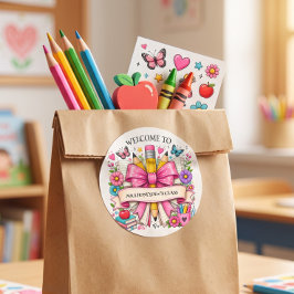 Willkommen bei Class Retro Pencil Runder Aufkleber