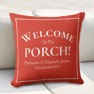 Willkommen bei Porch Custom Familiennamen Modern R Kissen