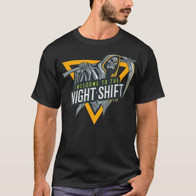 Willkommen beim Night Shift Swagazon Associate Nig T-Shirt (Vorderseite)