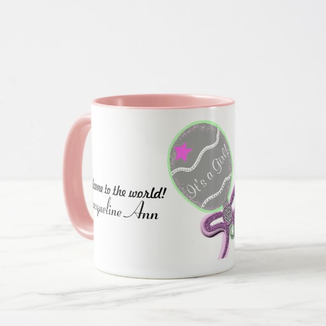 Willkommen in der Welt Es ist ein Girl Pink Rattle Tasse (Vorderseite Links)