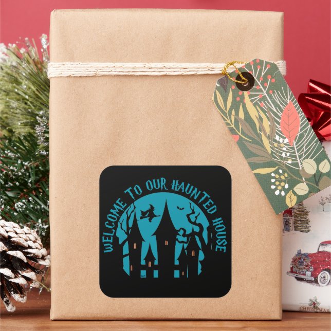 WILLKOMMEN IN UNSEREM SPUK HAUS lustige halloween Quadratischer Aufkleber (Feiertag)