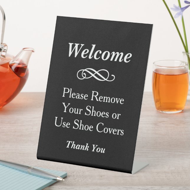Willkommen Schwarz und Weiß Bitte Schuhe entfernen Sockelschild (In Situ)
