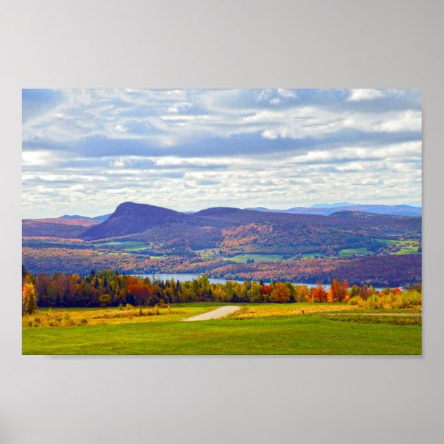 Willoughby-See, Vermont, im Herbst Poster (Vorne)