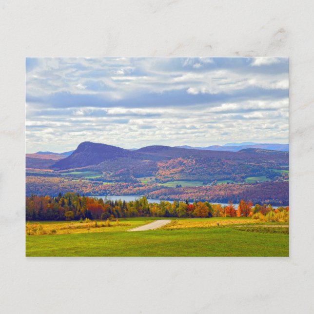 Willoughby-See, Vermont, im Herbst Postkarte (Vorderseite)