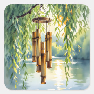 Willow, Windchimes und See Quadratischer Aufkleber