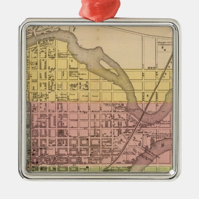 Wilmington Silbernes Ornament (Vorne)