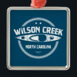 Wilson Creek North Carolina Kayaking Ornament Aus Metall<br><div class="desc">Wilson Creek North Carolina hat ein Wassersystem,  das in der Nähe von Calloway Peak entsteht und sich über 35 km erstreckt,  bevor es sich mit John's River verbindet.</div>