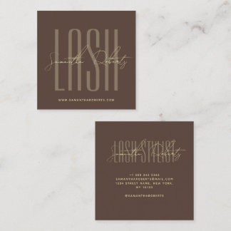 Wimpernstylist moderne Typografieschrift braunes Q Quadratische Visitenkarte