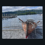 Windermere Boot. Puzzle<br><div class="desc">Ich habe dieses Foto gemacht,  während ich Windermere im Lake District besuchte,  mit meiner Nichte - es sah einfach so kühl und friedlich aus.</div>