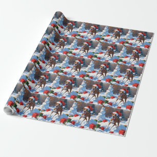 Windhund läuft im Schnee mit Weihnachtsmütze Geschenkpapier