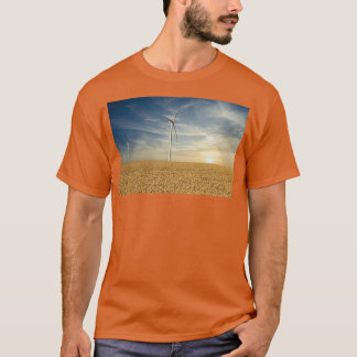 Windkraftanlagen in den Sonnenuntergangslandschaft T-Shirt