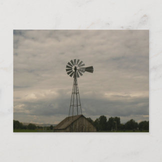 Windmill & Cloudy Sky Postkarte