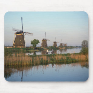 Windmills, Kinderdijk, Niederlande Mousepad