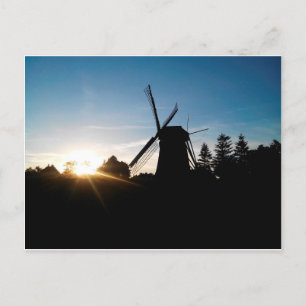 Windmühle bei Sonnenaufgang Postkarte